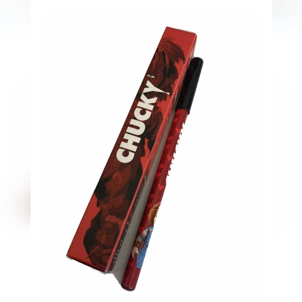 ❇️🧚‍♀️CHUCKY Glamite Brown Lip Liner NWT
